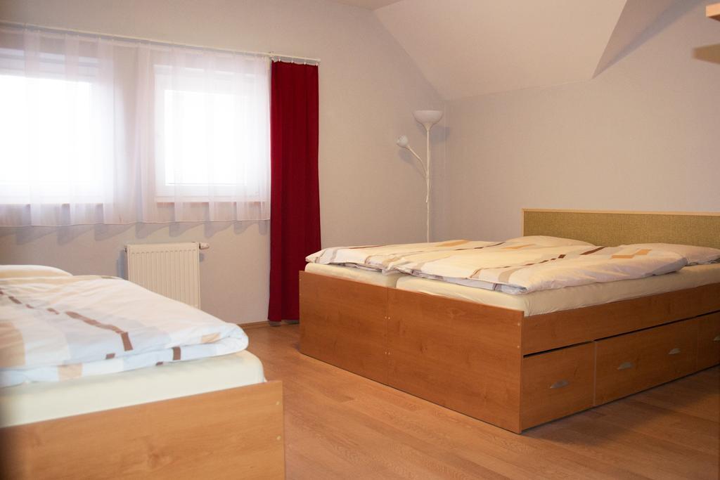 Penzion Veritas Vranovice Exterior foto