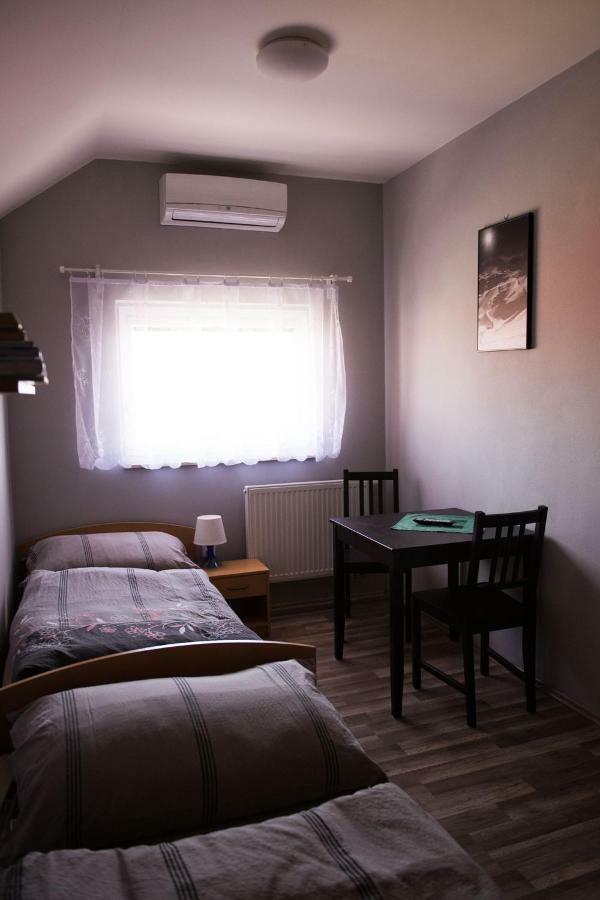 Penzion Veritas Vranovice Exterior foto